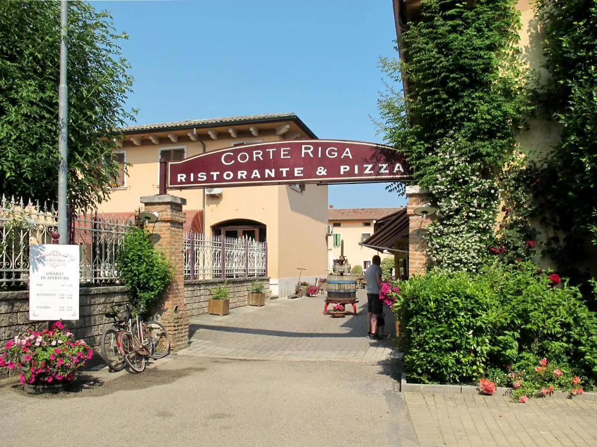 Holiday Home Bella Italia-3 By Interhome Peschiera del Garda 0*,  Italia