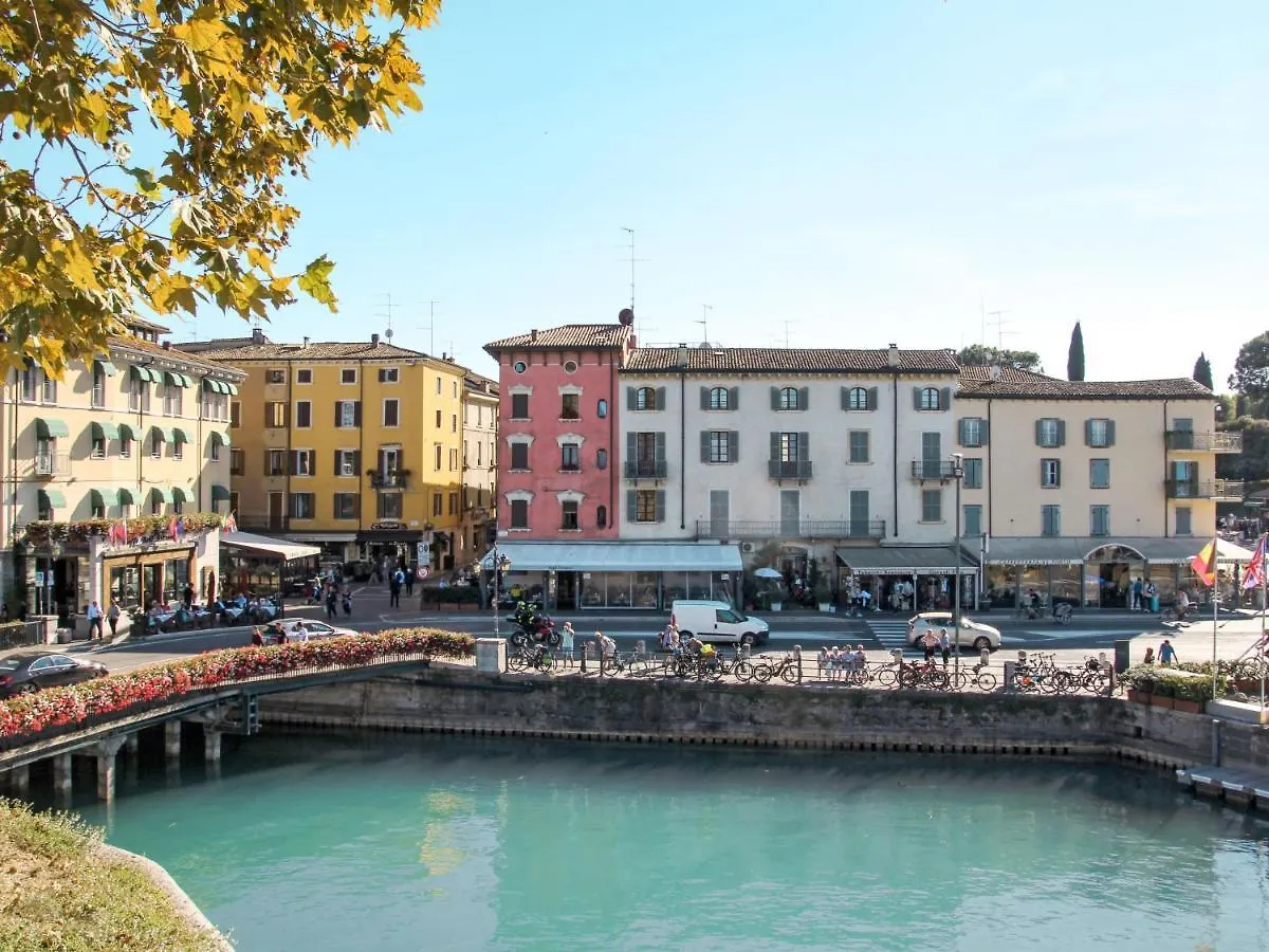 Holiday Home Bella Italia-3 By Interhome Peschiera del Garda 0*,  Italia